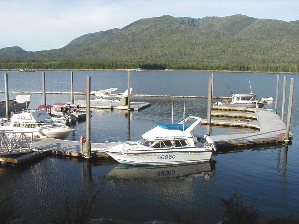 The Ketch Inn Ketchikan Exterior photo