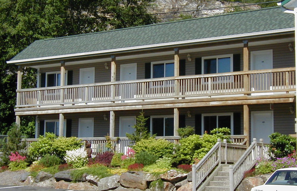 The Ketch Inn Ketchikan Exterior photo