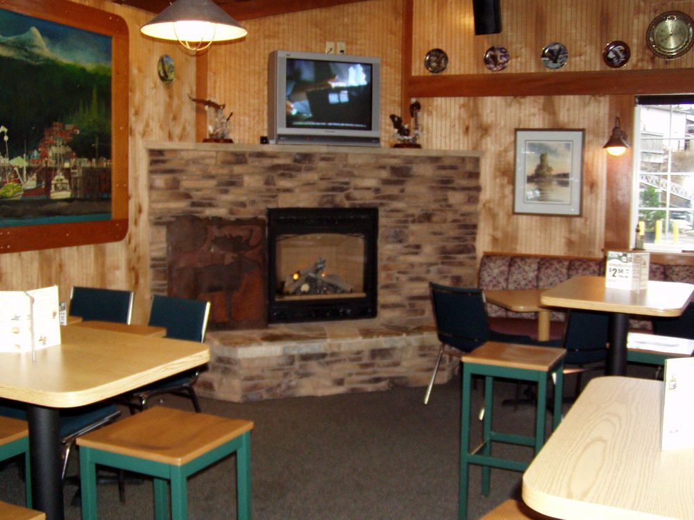 The Ketch Inn Ketchikan Interior photo