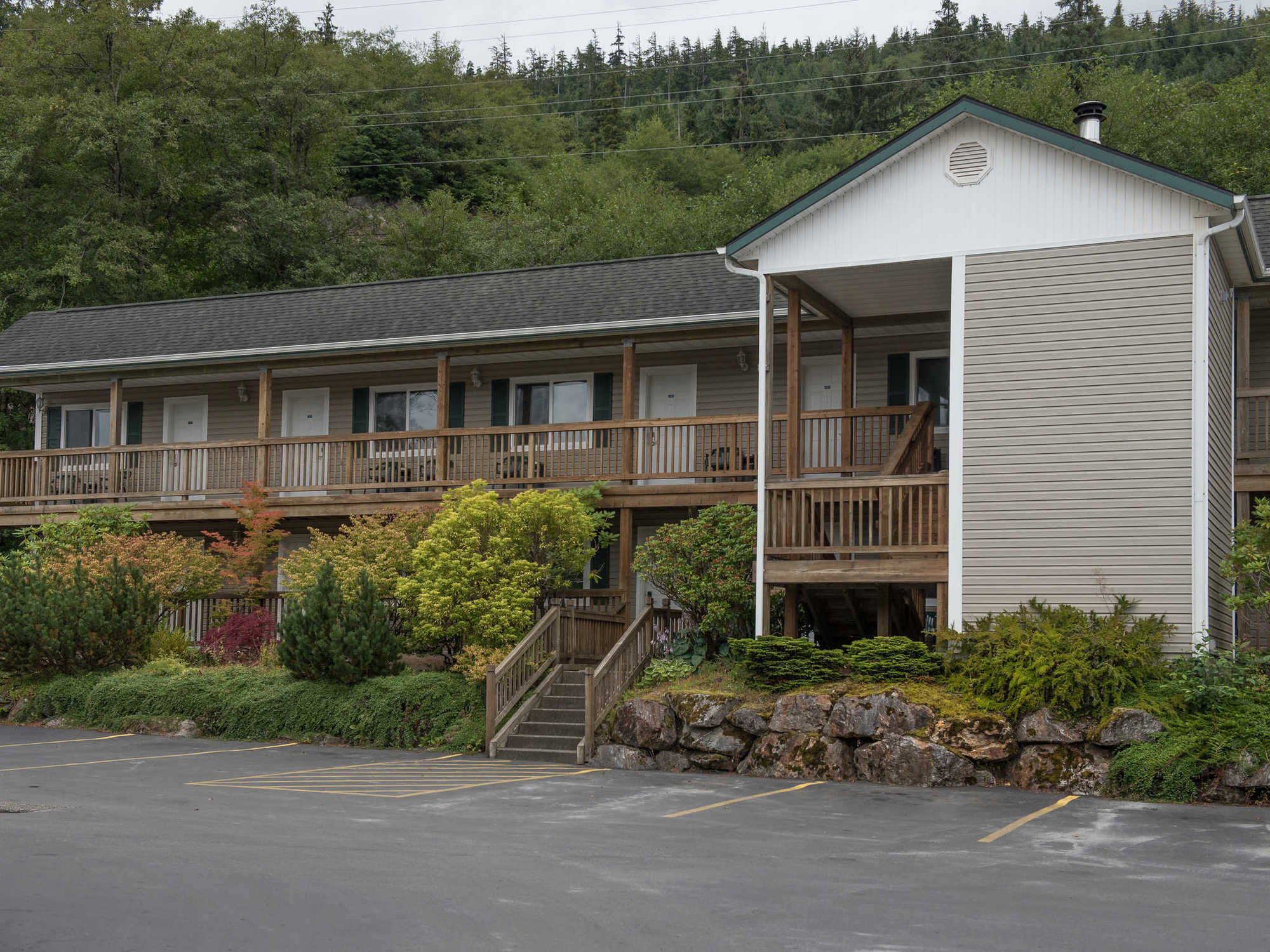 The Ketch Inn Ketchikan Exterior photo