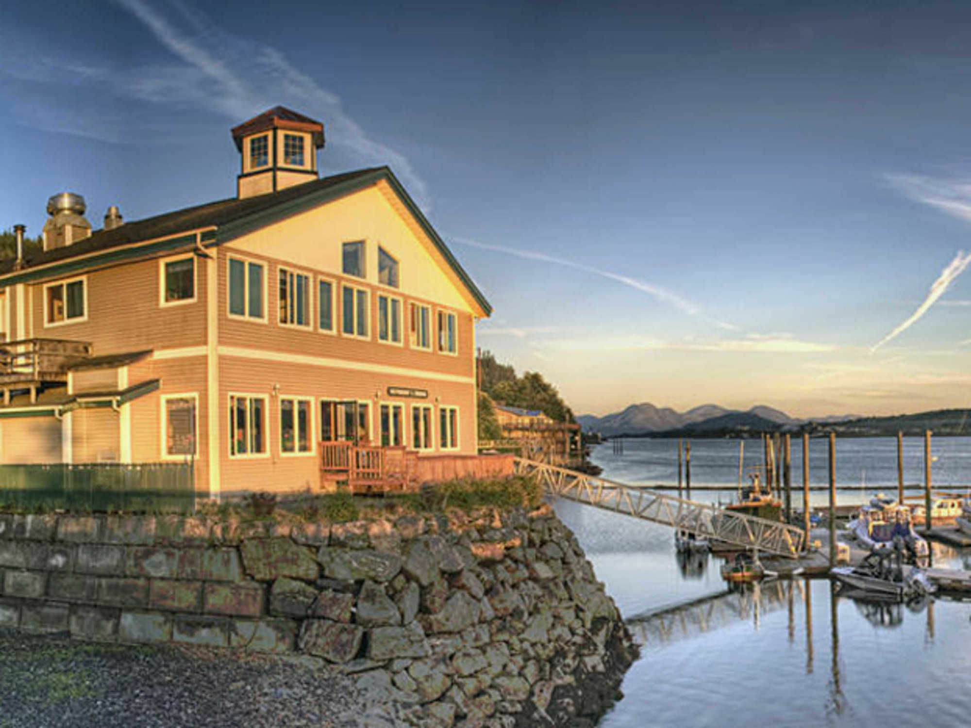 The Ketch Inn Ketchikan Exterior photo